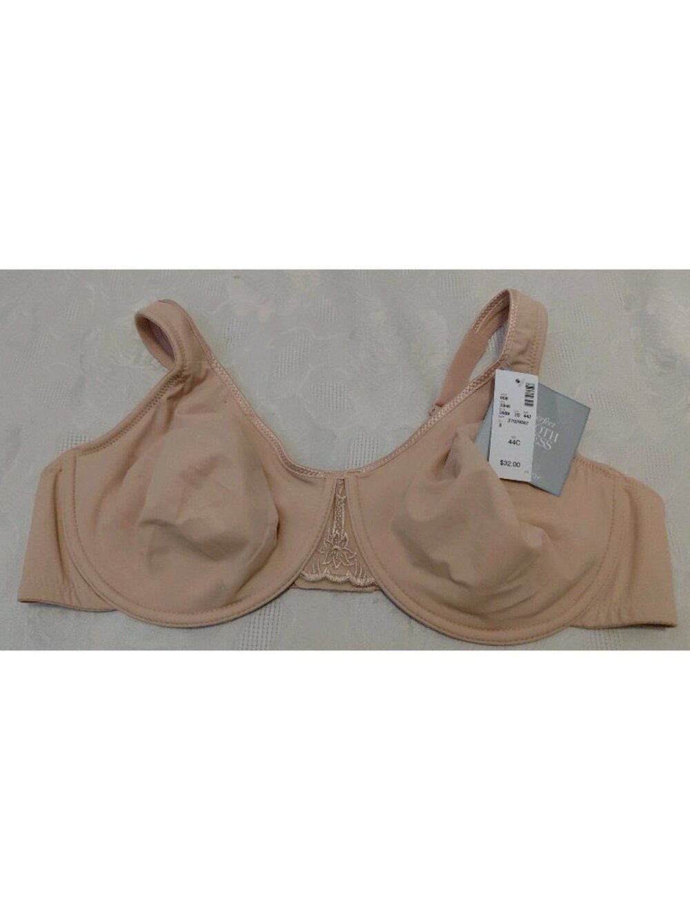 Avenue Body Smooth Caress Beige 44C NWT